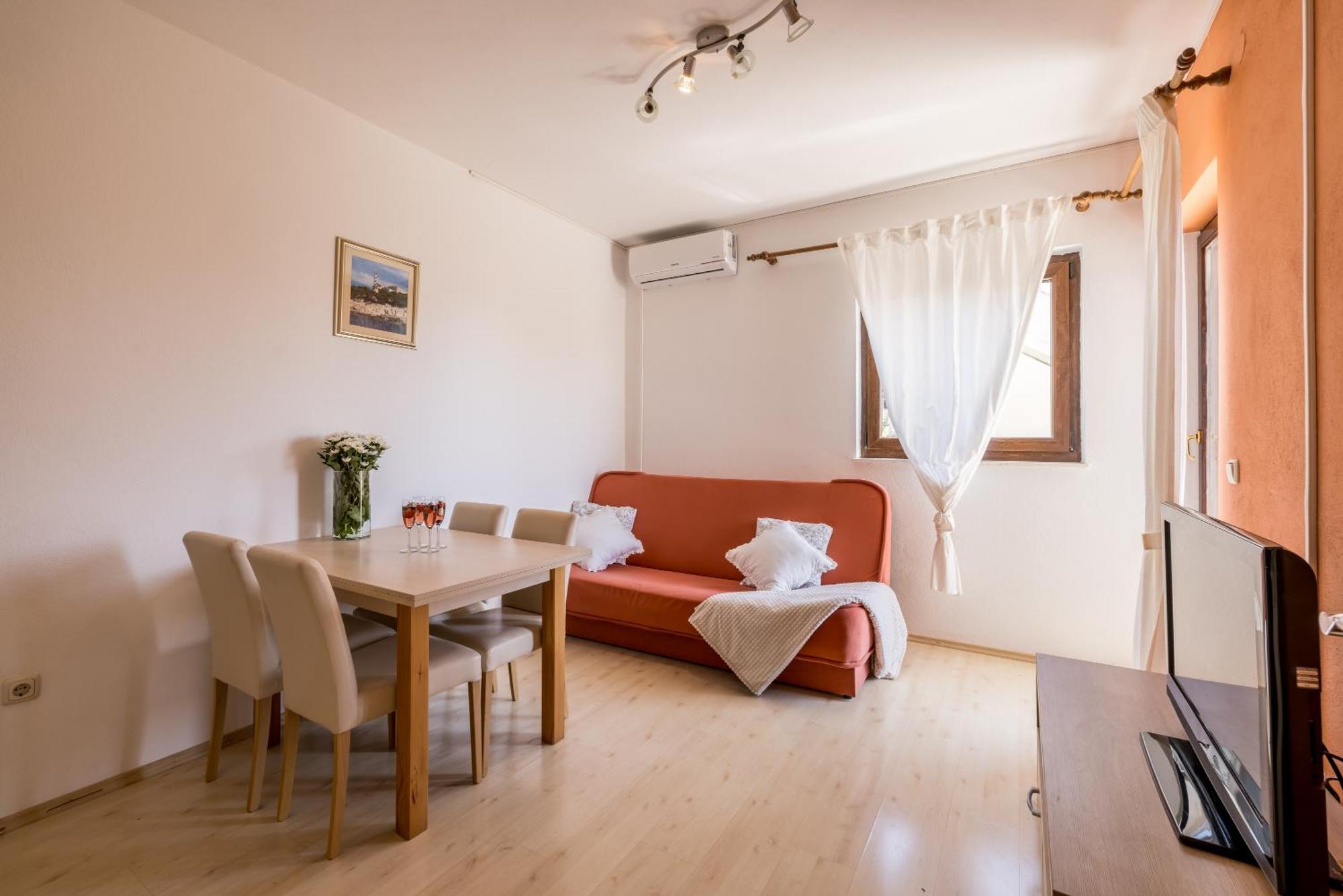 Holiday Home Krishto Trogir Exterior photo