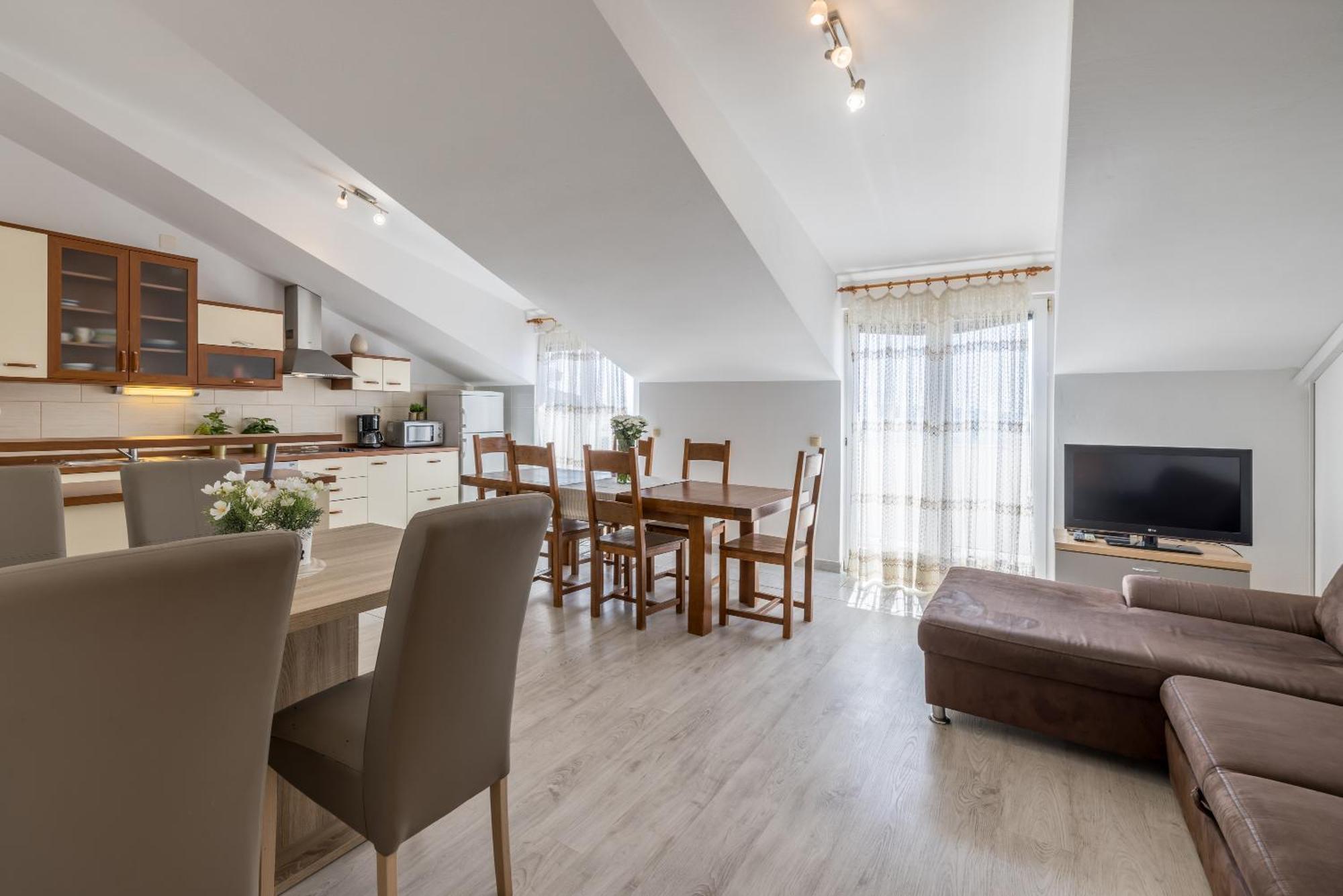 Holiday Home Krishto Trogir Exterior photo