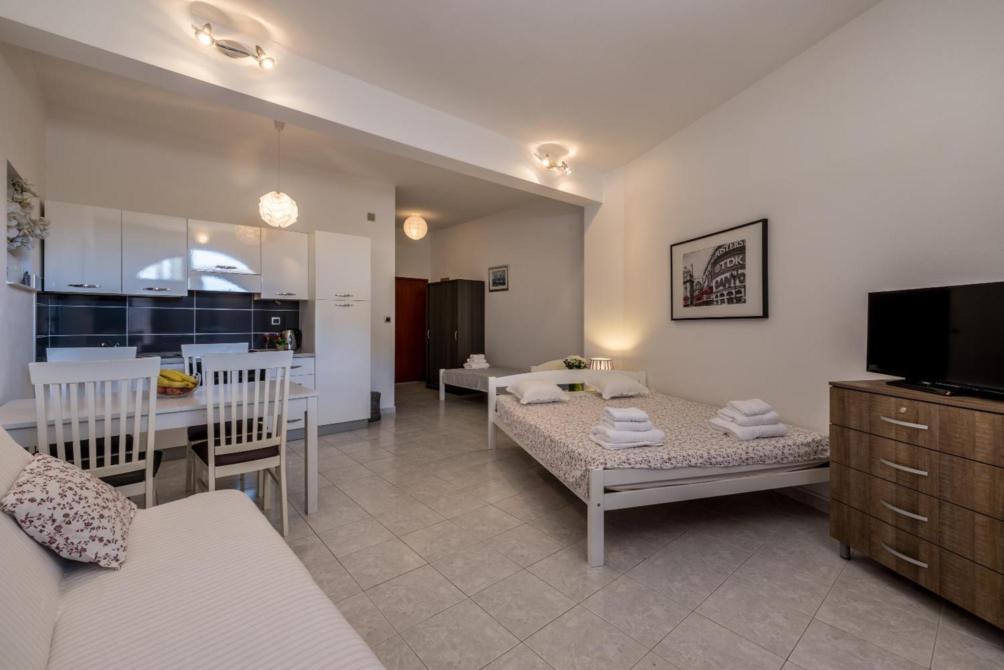 Holiday Home Krishto Trogir Exterior photo