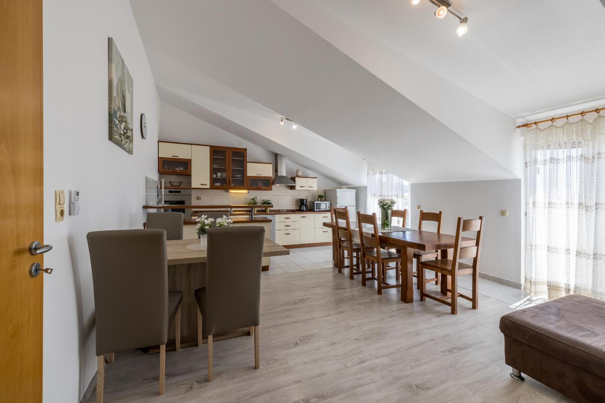 Holiday Home Krishto Trogir Exterior photo